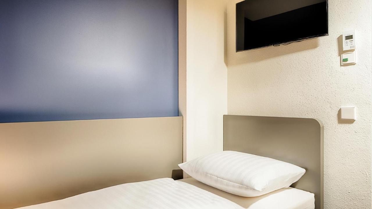 B&B Hotel Muenchen-Garching Garching bei Muenchen Ngoại thất bức ảnh